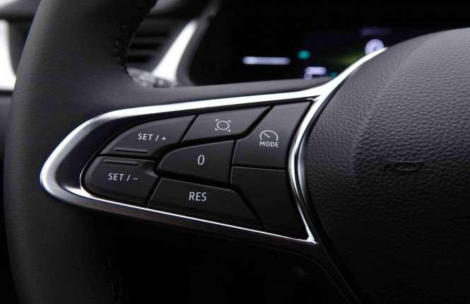 RENAULT_RENAULT_CAPTUR_2550851_17.jpg RENAULT_RENAULT_CAPTUR_2550851_17.jpg