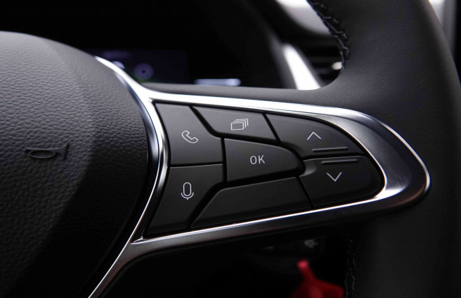 RENAULT_RENAULT_CAPTUR_2550851_18.jpg RENAULT_RENAULT_CAPTUR_2550851_18.jpg