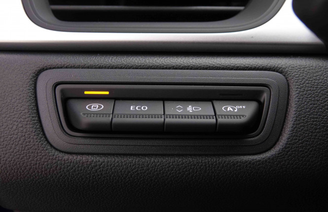 RENAULT_RENAULT_CAPTUR_2550851_8.jpg RENAULT_RENAULT_CAPTUR_2550851_8.jpg