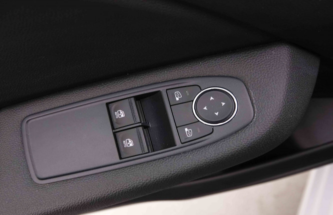 RENAULT_RENAULT_CLIO_2547377_17.jpg