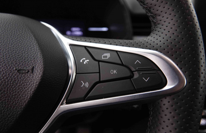 RENAULT_RENAULT_CLIO_2551084_17.jpg RENAULT_RENAULT_CLIO_2551084_17.jpg