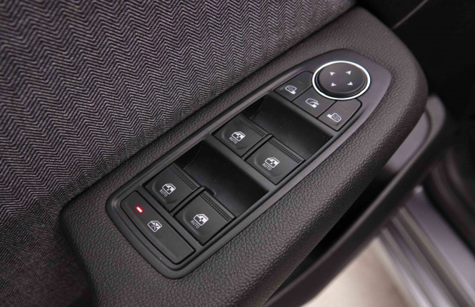 RENAULT_RENAULT_CLIO_2551084_18.jpg RENAULT_RENAULT_CLIO_2551084_18.jpg