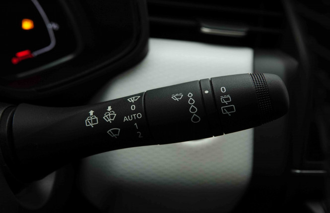 RENAULT_RENAULT_CLIO_2654440_15.jpg