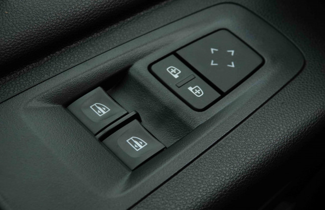 RENAULT_RENAULT_MASTER_2652540_21.jpg