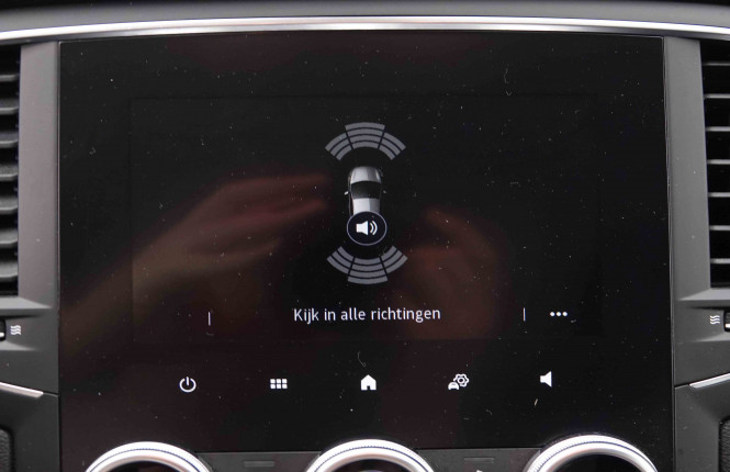 RENAULT_RENAULT_MEGANE_2547497_12.jpg