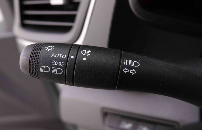 RENAULT_RENAULT_TRAFIC_2549079_43.jpg