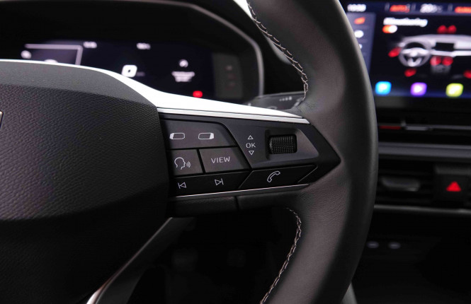 SEAT_SEAT_LEON_2548574_16.jpg
