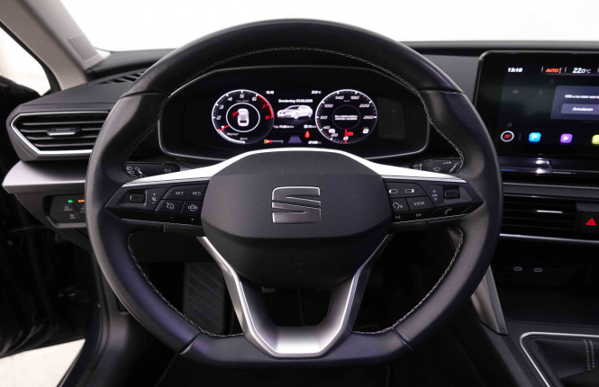 SEAT_SEAT_LEON_2548676_9.jpg