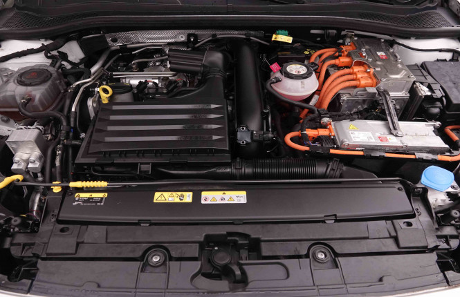 SEAT_SEAT_LEON_2550878_24.jpg SEAT_SEAT_LEON_2550878_24.jpg