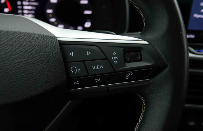 SEAT_SEAT_LEON_2654442_17.jpg