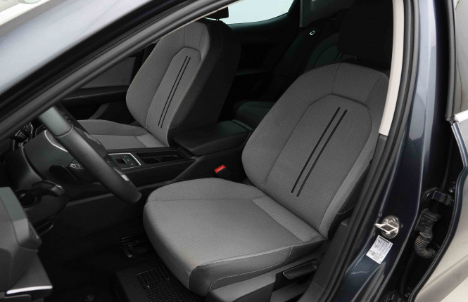 SEAT_SEAT_LEON_2654442_6.jpg