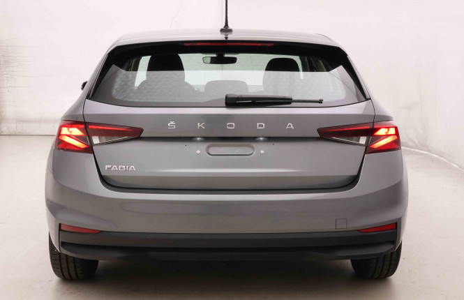SKODA_SKODA_FABIA_2550696_25.jpg