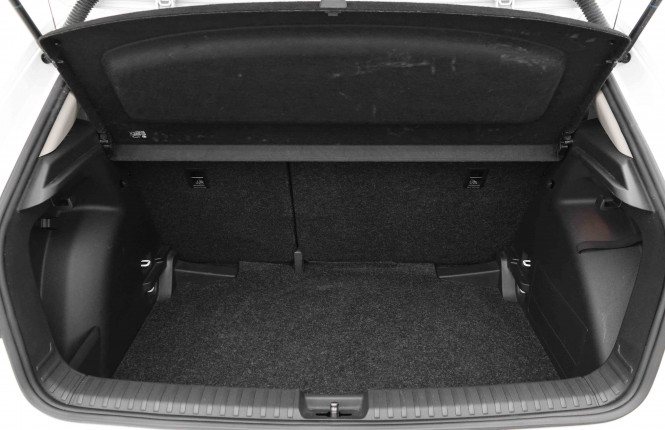 SKODA_SKODA_FABIA_2653233_5.jpg