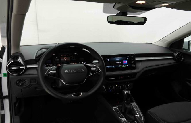 SKODA_SKODA_FABIA_2653233_7.jpg