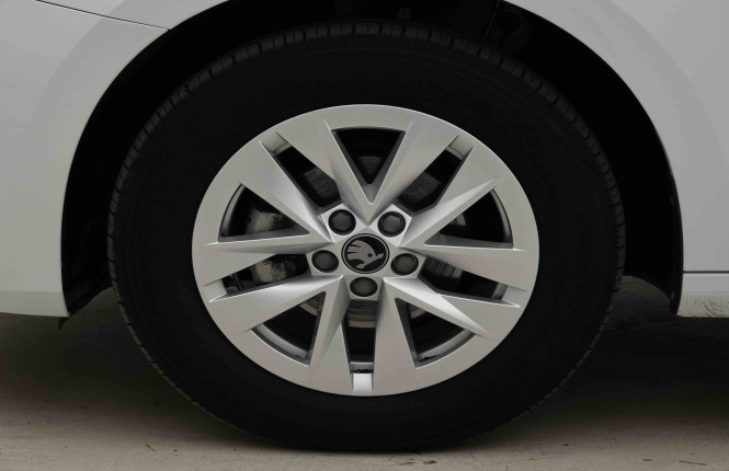 SKODA_SKODA_FABIA_2653239_17.jpg