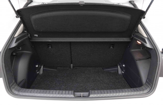SKODA_SKODA_FABIA_2653239_5.jpg