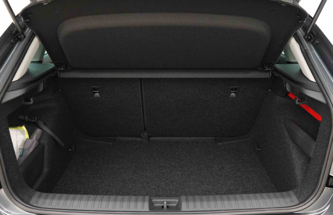 SKODA_SKODA_KAMIQ_2654497_5.jpg