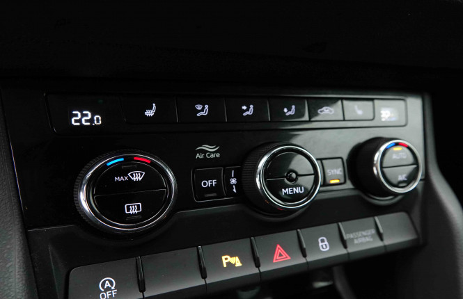 SKODA_SKODA_KAROQ_2653075_10.jpg SKODA_SKODA_KAROQ_2653075_10.jpg