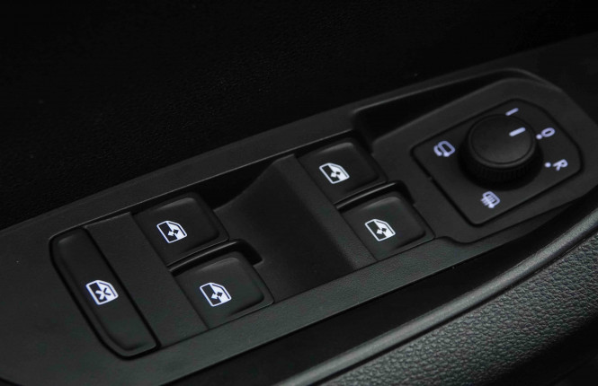 SKODA_SKODA_KAROQ_2653512_18.jpg SKODA_SKODA_KAROQ_2653512_18.jpg