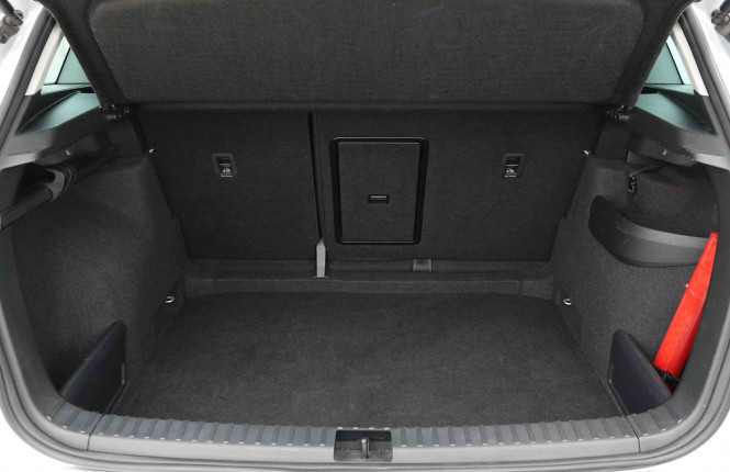 SKODA_SKODA_KAROQ_2653512_5.jpg SKODA_SKODA_KAROQ_2653512_5.jpg