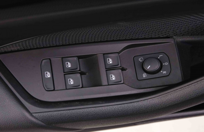 SKODA_SKODA_OCTAVIA_2547328_19.jpg