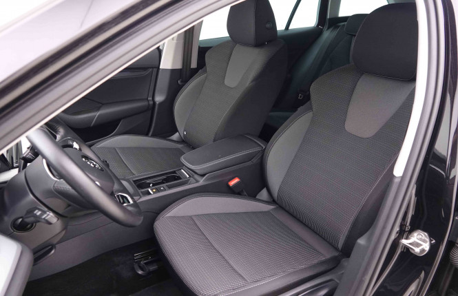 SKODA_SKODA_OCTAVIA_2548184_6.jpg