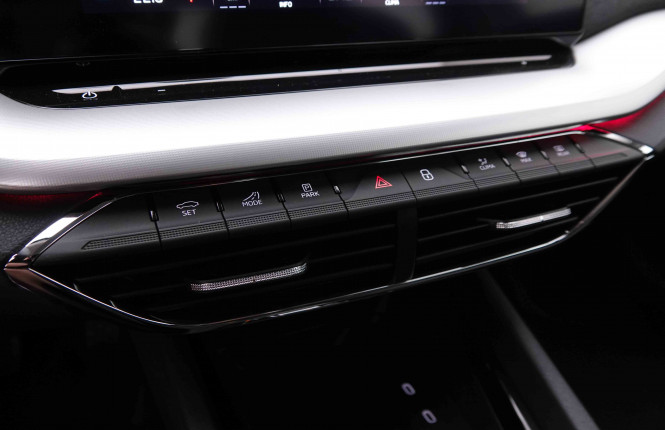 SKODA_SKODA_OCTAVIA_2549350_13.jpg