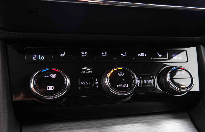 SKODA_SKODA_SUPERB_2548438_15.jpg