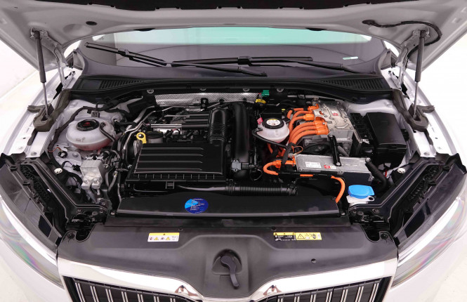 SKODA_SKODA_SUPERB_2548438_22.jpg