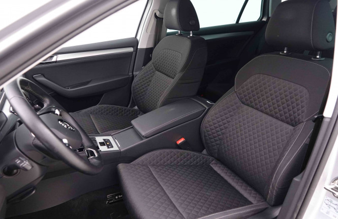 SKODA_SKODA_SUPERB_2548438_6.jpg