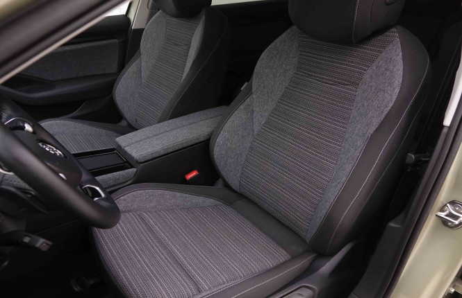 SKODA_SKODA_SUPERB_2550855_30.jpg SKODA_SKODA_SUPERB_2550855_30.jpg