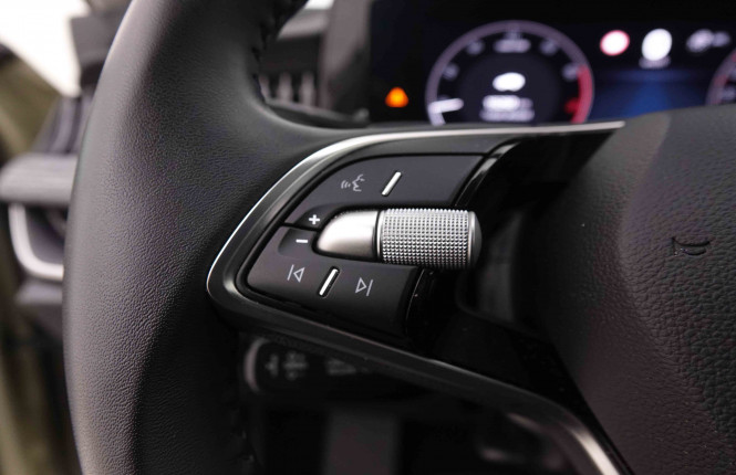 SKODA_SKODA_SUPERB_2550855_43.jpg SKODA_SKODA_SUPERB_2550855_43.jpg