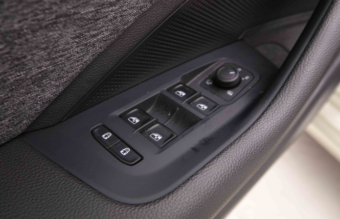 SKODA_SKODA_SUPERB_2550855_45.jpg SKODA_SKODA_SUPERB_2550855_45.jpg