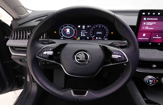 SKODA_SKODA_SUPERB_2551379_8.jpg SKODA_SKODA_SUPERB_2551379_8.jpg