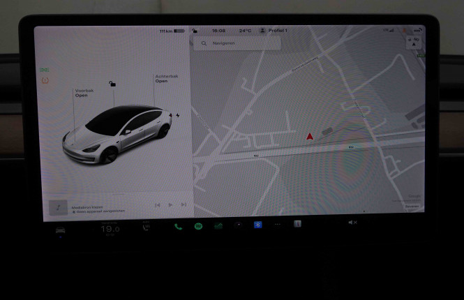TESLA_TESLA_MODEL 3_2549436_11.jpg