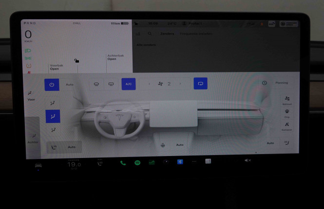 TESLA_TESLA_MODEL 3_2549436_14.jpg