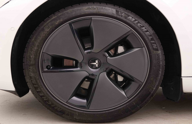 TESLA_TESLA_MODEL 3_2549436_22.jpg