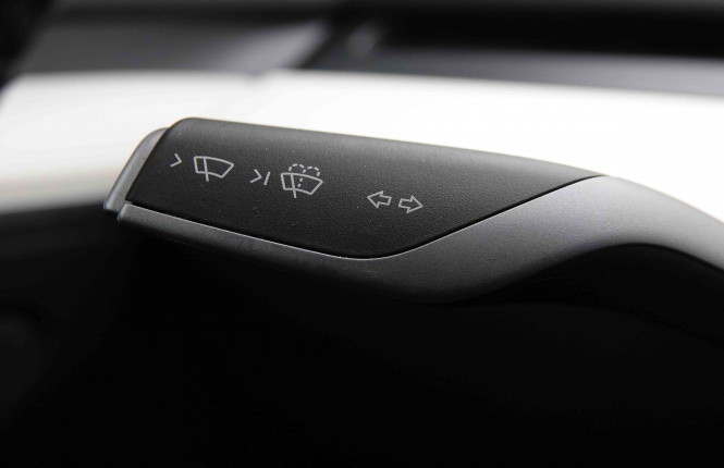 TESLA_TESLA_MODEL Y_2549374_17.jpg TESLA_TESLA_MODEL Y_2549374_17.jpg