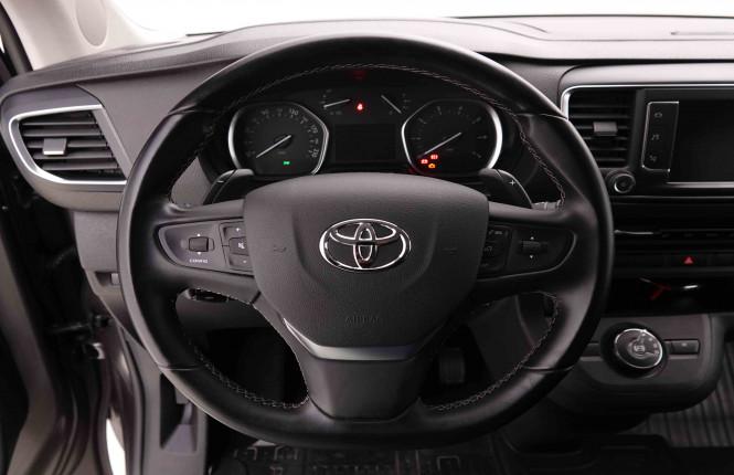 TOYOTA_TOYOTA_PROACE_2551394_9.jpg