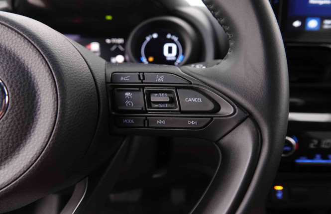 TOYOTA_TOYOTA_YARISCROSS_2549299_18.jpg
