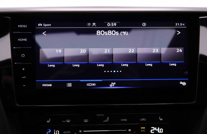 VOLKSWAGEN_VOLKSWAGEN_ARTEON_2548185_13.jpg
