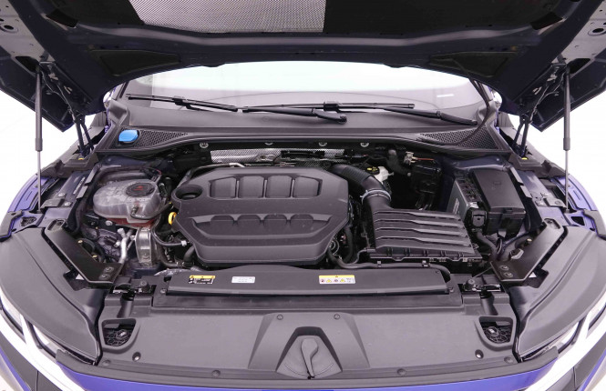 VOLKSWAGEN_VOLKSWAGEN_ARTEON_2548207_30.jpg