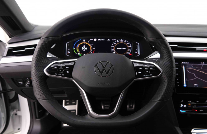 VOLKSWAGEN_VOLKSWAGEN_ARTEON_2548329_10.jpg