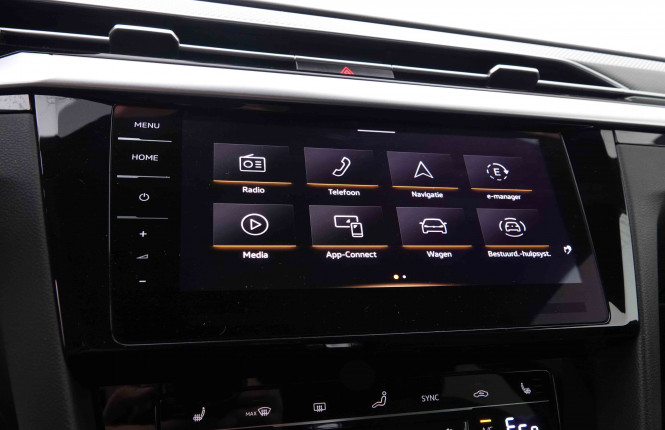 VOLKSWAGEN_VOLKSWAGEN_ARTEON_2548329_15.jpg
