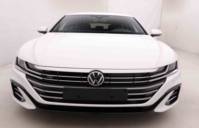 VOLKSWAGEN_VOLKSWAGEN_ARTEON_2548329_25.jpg