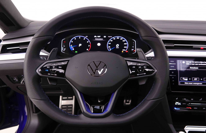 VOLKSWAGEN_VOLKSWAGEN_ARTEON_2548420_12.jpg