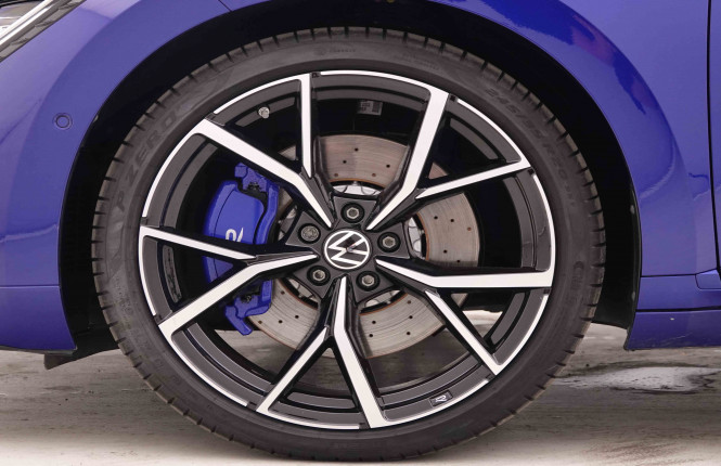 VOLKSWAGEN_VOLKSWAGEN_ARTEON_2548420_25.jpg
