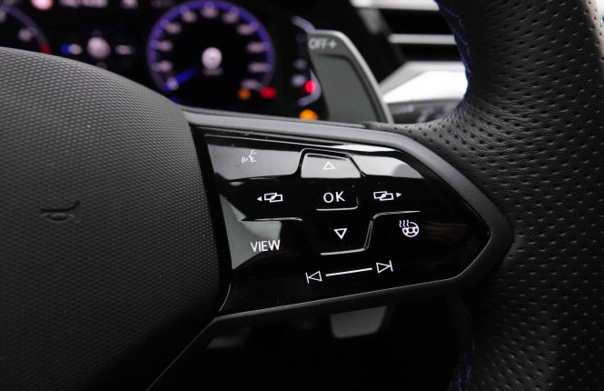 VOLKSWAGEN_VOLKSWAGEN_ARTEON_2652858_20.jpg