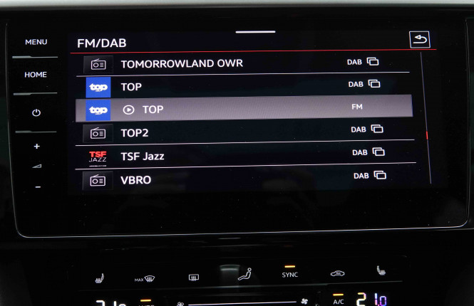 VOLKSWAGEN_VOLKSWAGEN_ARTEON_2653536_12.jpg