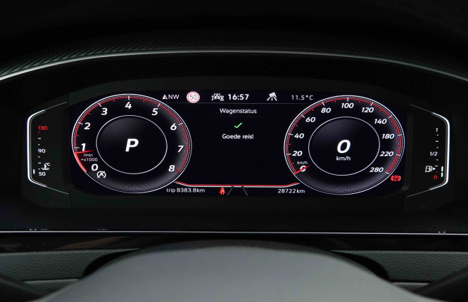 VOLKSWAGEN_VOLKSWAGEN_ARTEON_2653536_15.jpg